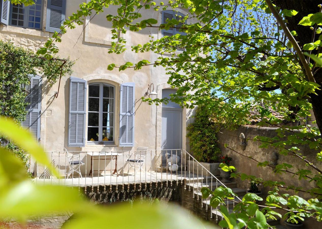 Le Petit Chateau Chateauneuf-de-Gadagne ภายนอก รูปภาพ